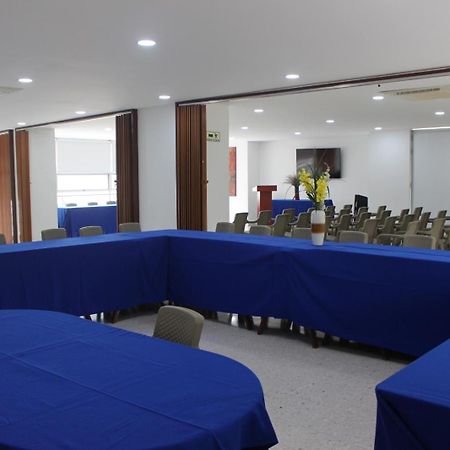 Hotel Berdez نيفا المظهر الخارجي الصورة