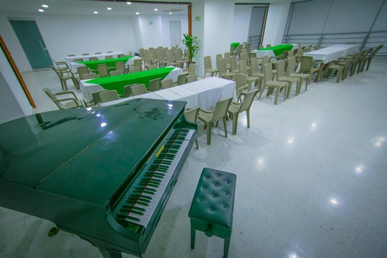 Hotel Berdez نيفا المظهر الخارجي الصورة