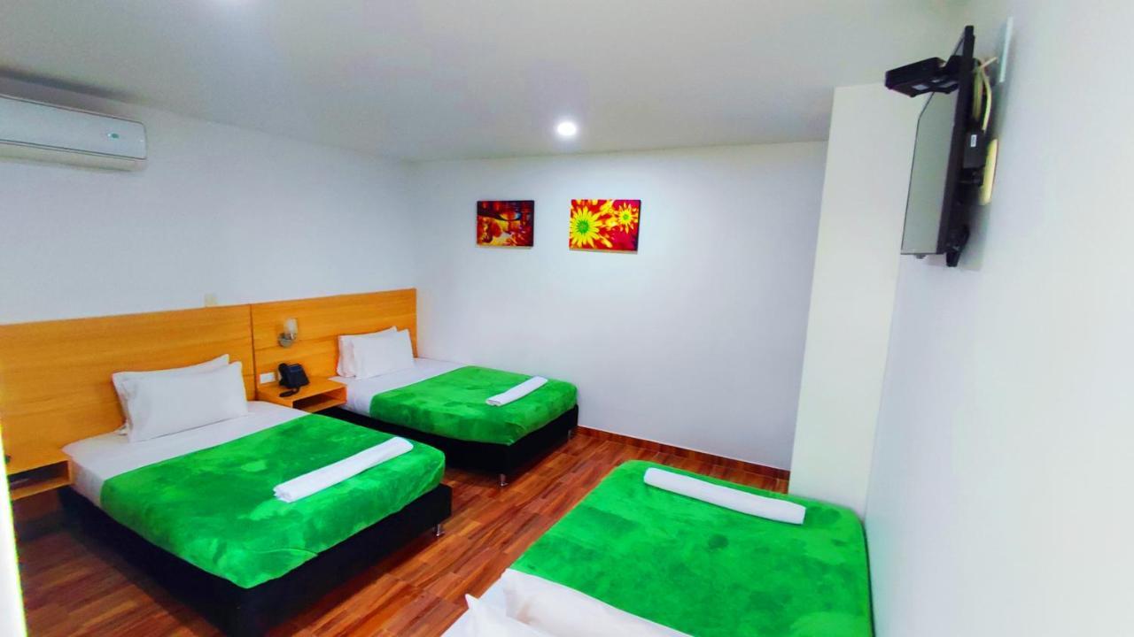 Hotel Berdez نيفا المظهر الخارجي الصورة