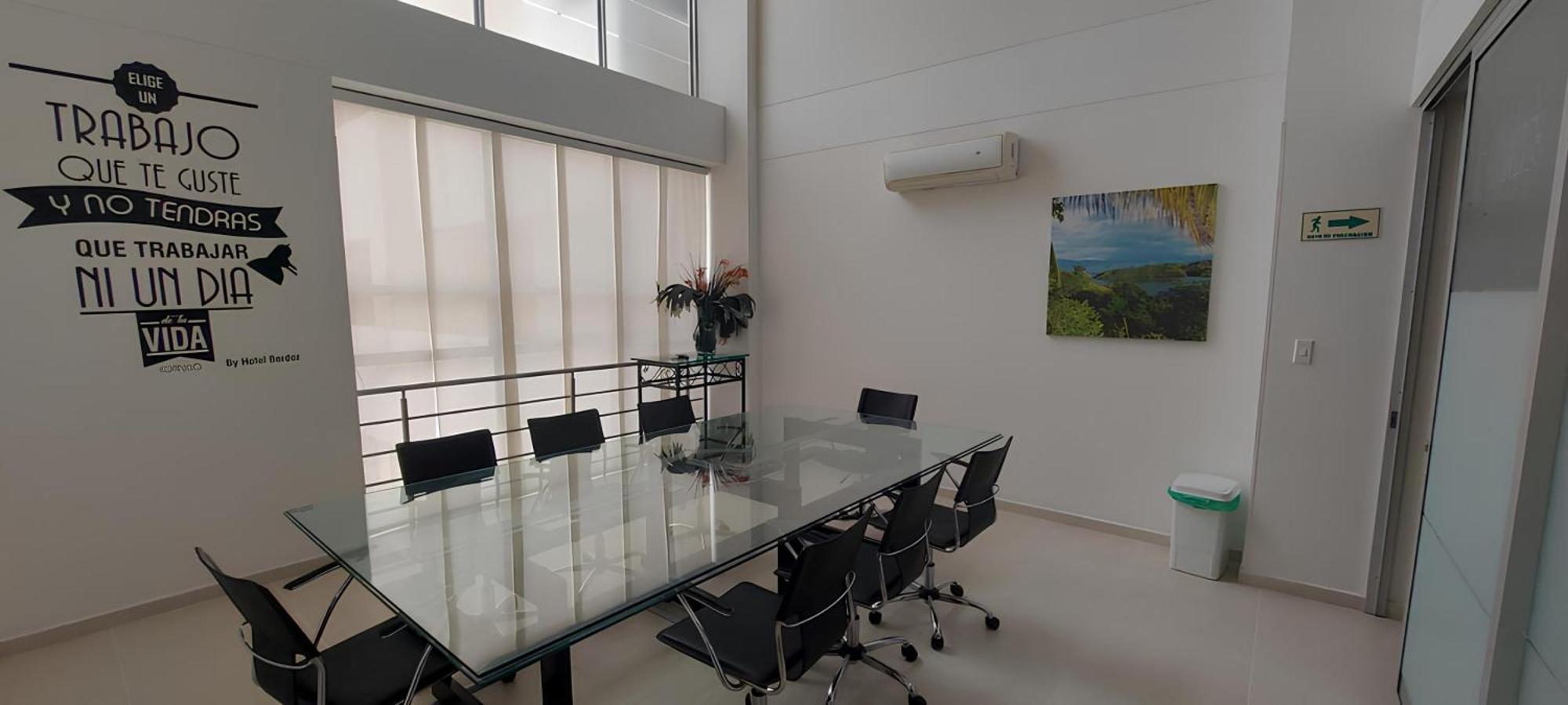 Hotel Berdez نيفا المظهر الخارجي الصورة